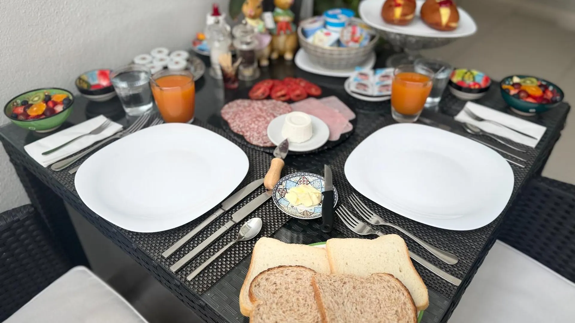 Escape To St Julians Bed & Breakfast Saint Julian's