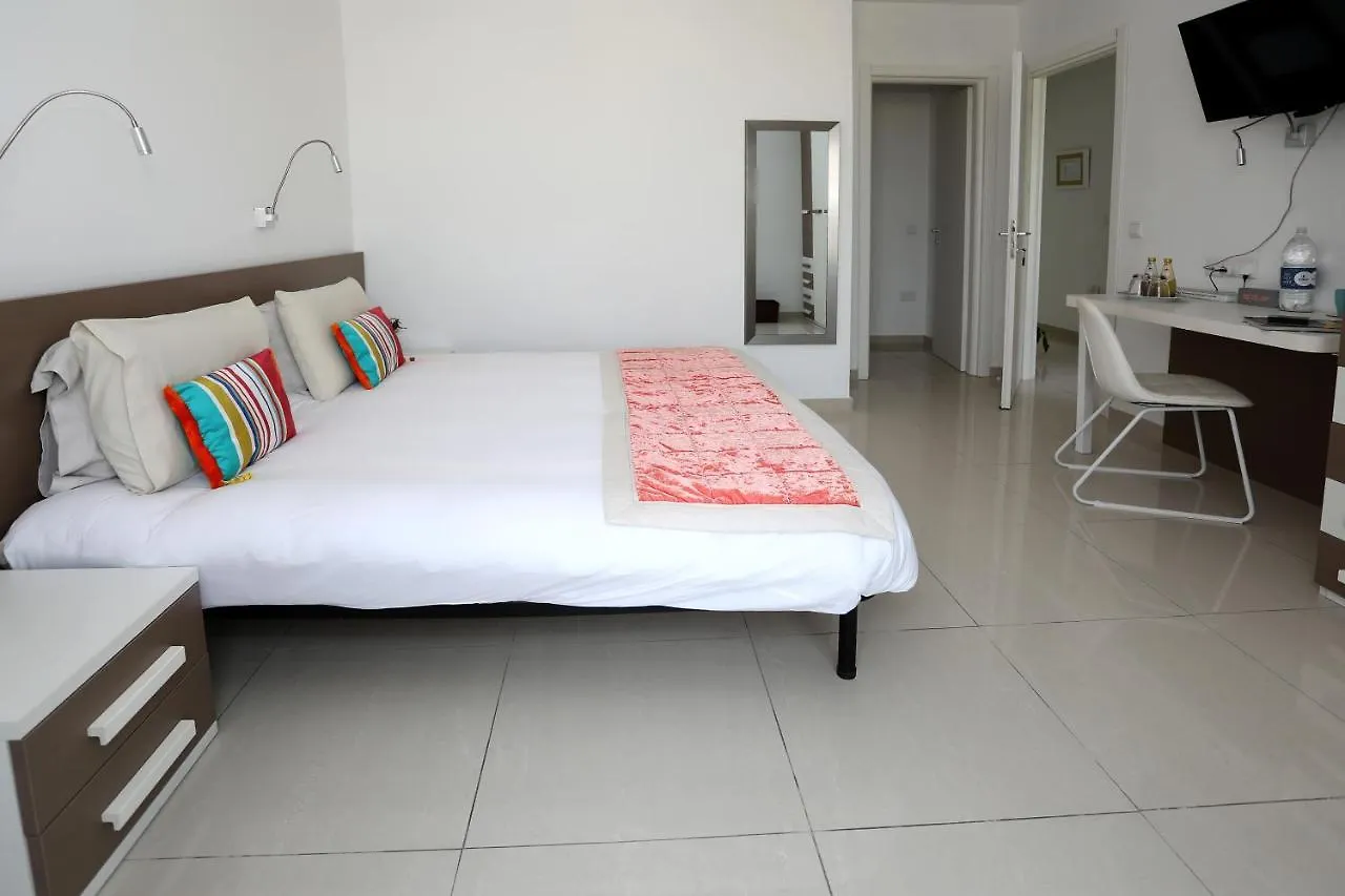 Escape To St Julians Bed & Breakfast Saint Julian's